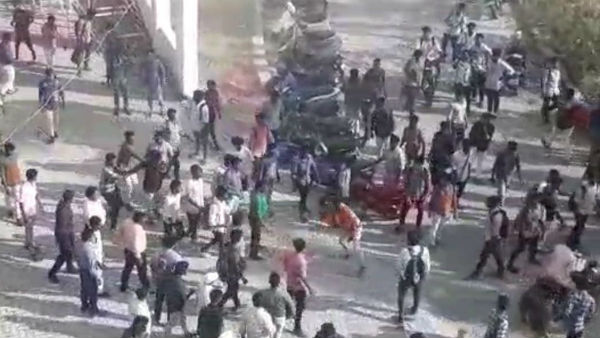 Private college students fight in Puducherry 