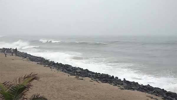 Puducherry beach closed regarding coronavirus precaution activities 