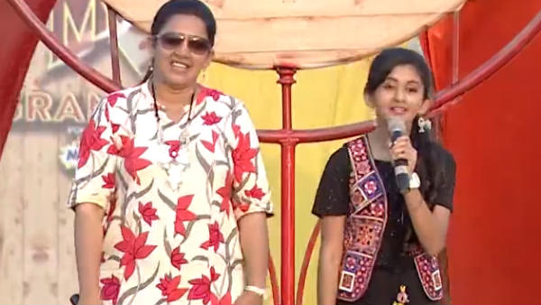  மகளிடம் மைக் 