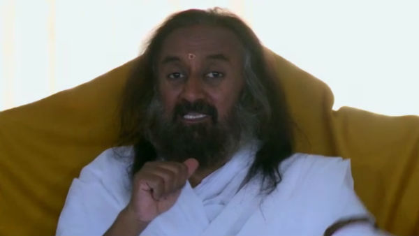 Sri Sri Sri Ravi Shankar Guruji gives idea to beat the loneliness 
