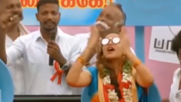 வீட்டுக்குள் தேனு 