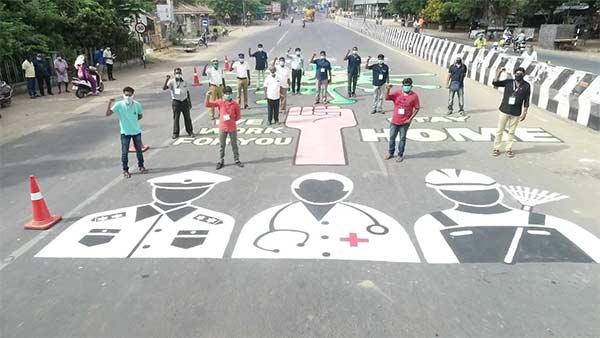 Awareness painting is being done about the corona in Cuddalore 