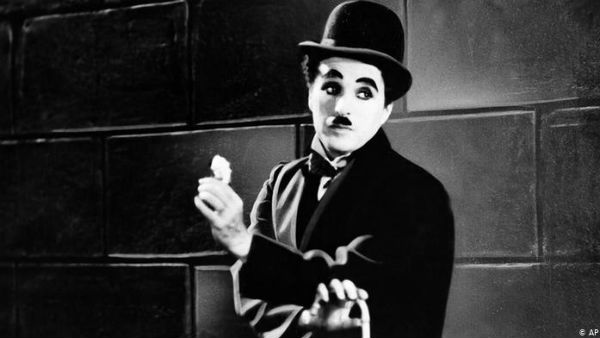 கதறி அழுதார் 