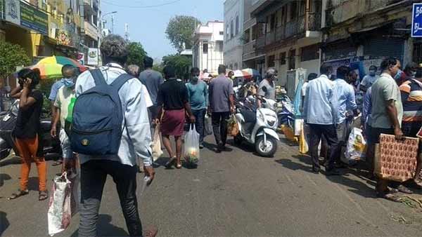 கடுமையான கட்டுப்பாடுகள் 