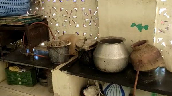 போலீஸ் வந்தது 