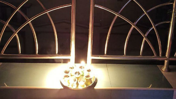 Coronavirus: lets turn off the light and fight the pandemic, PM Modi calls people of India Coronavirus: lets turn off the light and fight the pandemic, PM Modi calls people of India