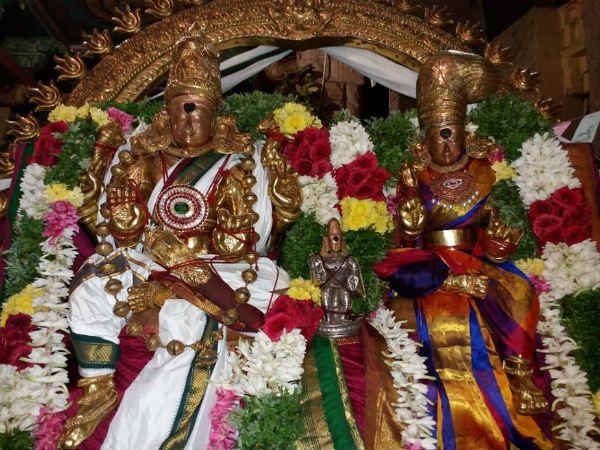 மீனாட்சிக்கு பட்டாபிஷேகம்