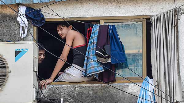 மக்கள் கேட்பதில்லை மக்கள் கேட்பதில்லை