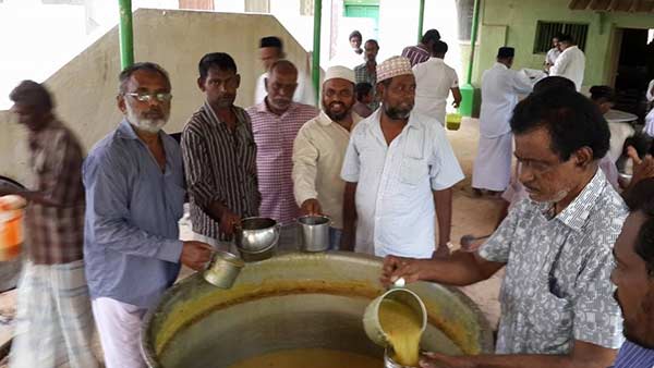 iuml demands, the government should allow ramalan month nonbu kanchi distribute 
