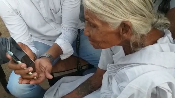 மெய்சிலிர்க்க வைக்கிறது 