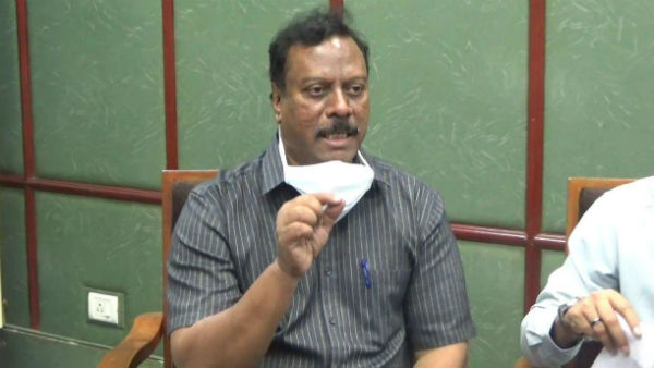 Puducherry Chief Minister V.Narayanaswamy is not affected by coronavirus 