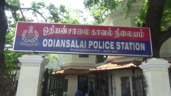 In Puducherry, police arrested two men for breaking into liquor shop godown and stealing bottles of liquor In Puducherry, police arrested two men for breaking into liquor shop godown and stealing bottles of liquor