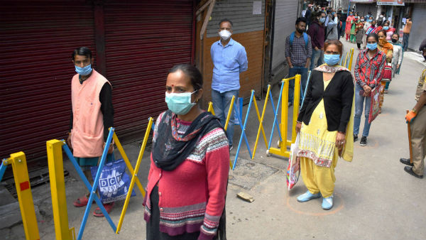 சமூக இடைவெளி 