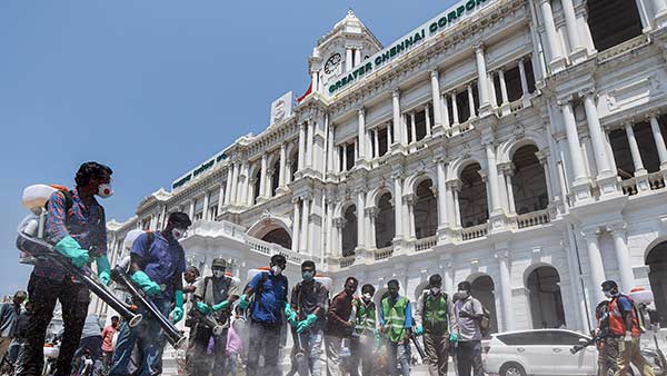 பீனிக்ஸ் மால் சென்றவர்கள் 