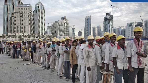 வெளிநாட்டுக்காரர்கள் 