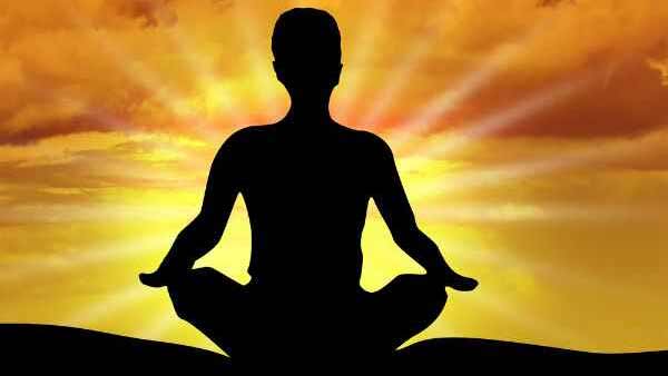 சூரியன் கிரகங்கள் கூட்டணி