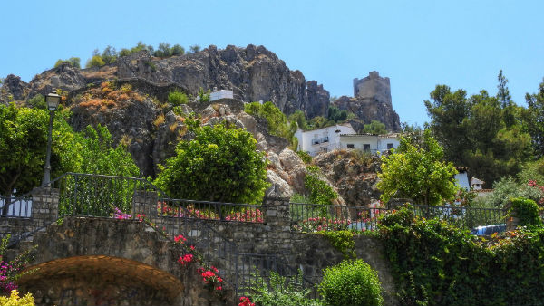 சுற்றுலாப் பயணிகளுக்கு “நோ”