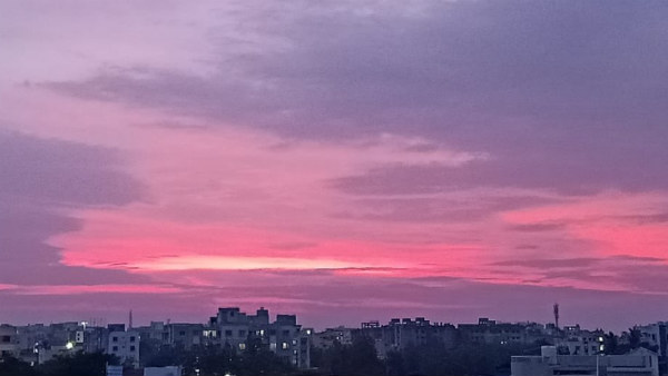 After Cyclone Amphan Passes, Bhubaneswar Sky Turned Pink And Purple 
