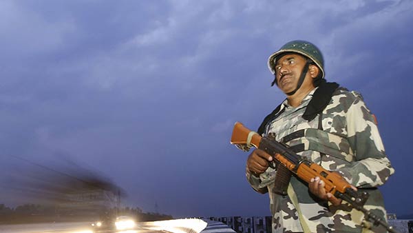 பயங்கரவாதி நய்கூ 