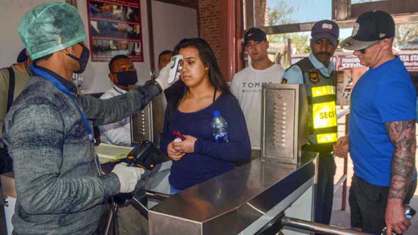 சிங்கப்பூர் 