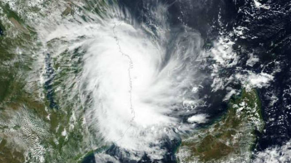 தீவிர புயல் 