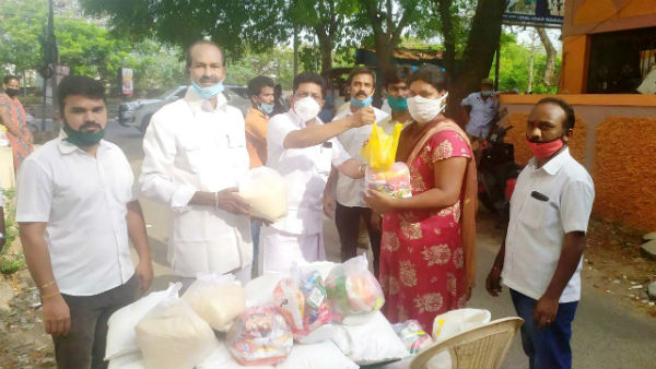  lockdown: dmk mla dr saravanan provides chicken