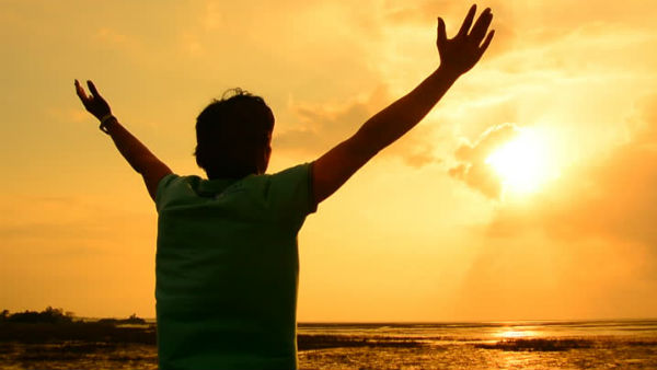  நாளை இருப்போமா தெரியாது