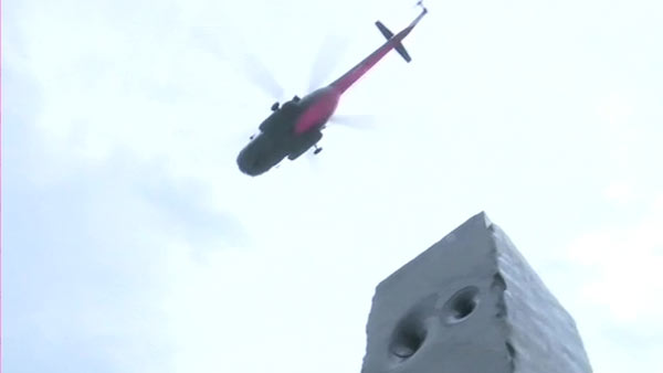 Armed force salute to Corona Warriors: Airforces Chopper showered flowers over the Delhi Police Memorial Armed force salute to Corona Warriors: Airforces Chopper showered flowers over the Delhi Police Memorial