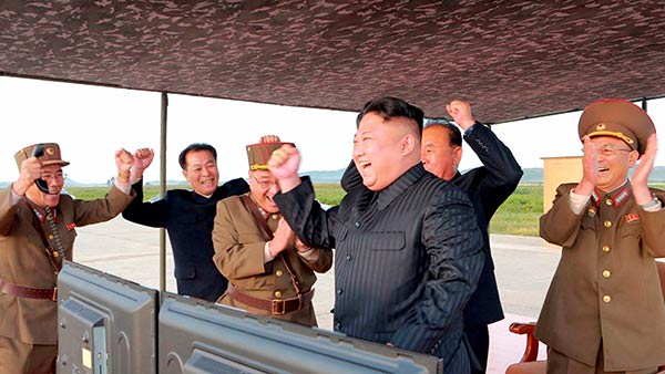 மூன்று விஷயங்கள் பரவுகிறது 