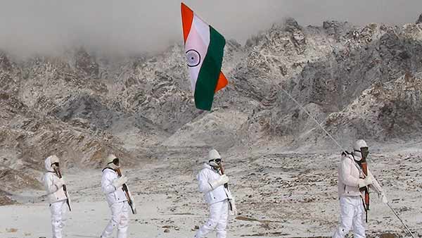 எங்கே ஊடுருவினாலும் அடி 