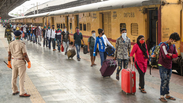 800 சிறப்பு ரயில்கள் 800 சிறப்பு ரயில்கள்