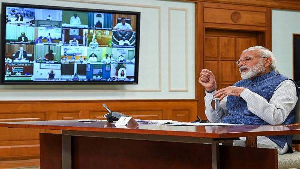 ஆலோசனை செய்தார் 