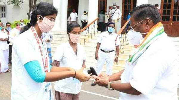 Puducherry CM Narayanasamy Opposes to Power Sector to Private 