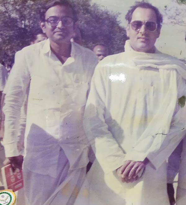 வேட்டி கட்டிய தமிழர் 