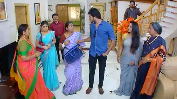 ரோஜாதான் திருடி 