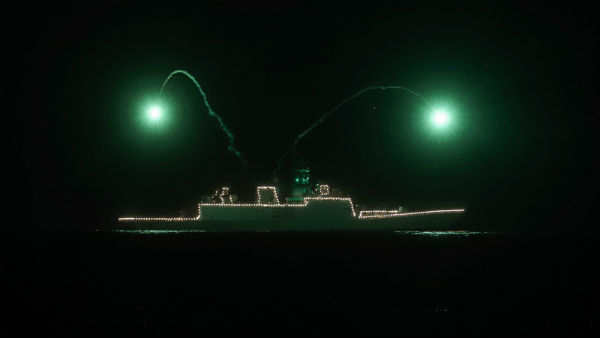 Armed force salute to Corona Warriors: Indian navy will lit up lights in the night to salute 