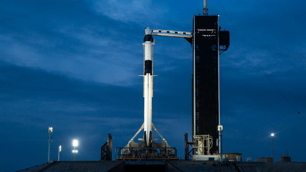 புது உயரம் 