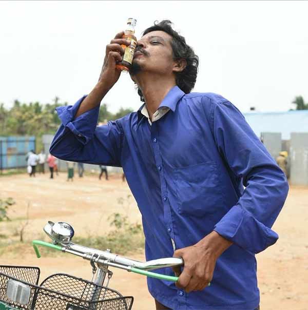 A different advertising poster published by the Liquor drinkers Association 