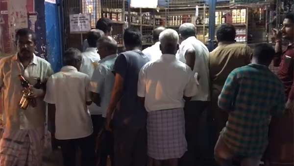 மதுகடை திறப்புக்கு எதிர்ப்பு 