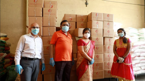 Dubai Tamil Women association helps the needy