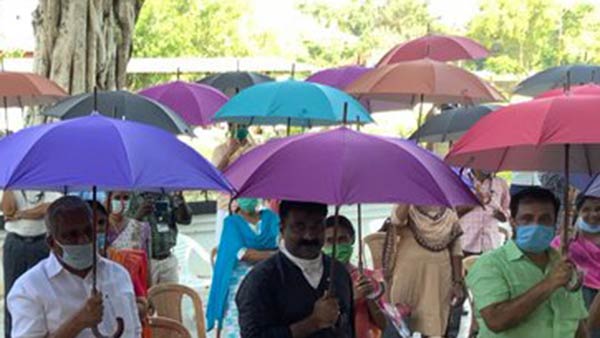 செல்போனில் கவனம் 