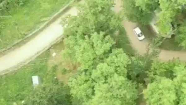 சீறிப் பாய்ந்த போர் விமானங்கள் 