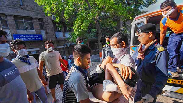 11 பேர் பலி 