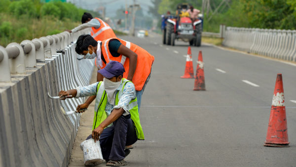 நீர்த்து போக செய்யும் தொழிலாளர் நல சட்டங்கள் 