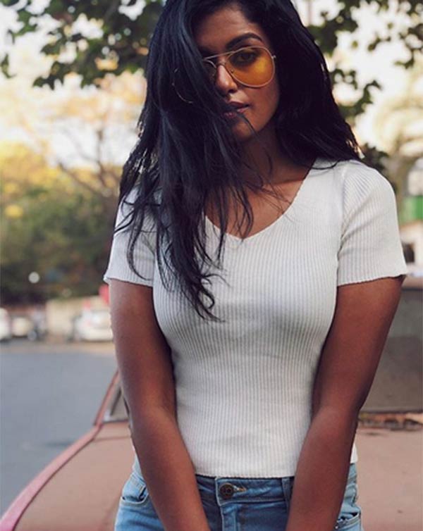  மனதில் பதிந்த ரோஷினி