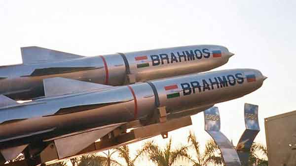 என்ன வேகம் என்ன வேகம்