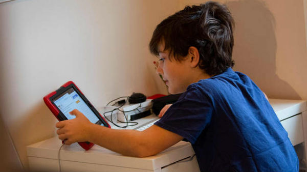 கிராமப்புற மாணவர்கள் 