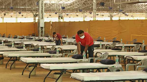 மிகப் பெரிய தனிமைப்படுத்துதல் முகாம் 