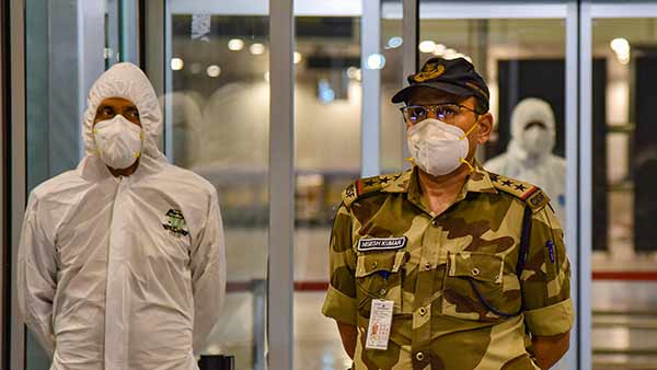 கன்டெயின்மெண்ட் பகுதிகள் 