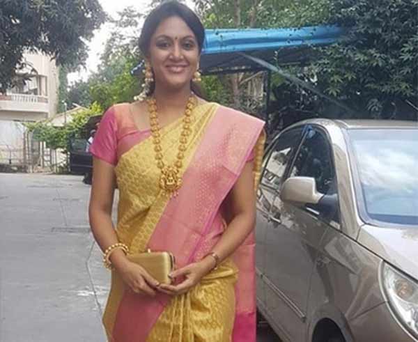 2002ல் திருமணம்